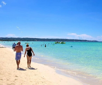 Viagem de 1 dia a Negril para Seven Mile Beach e Rick's Cafe com Admissio