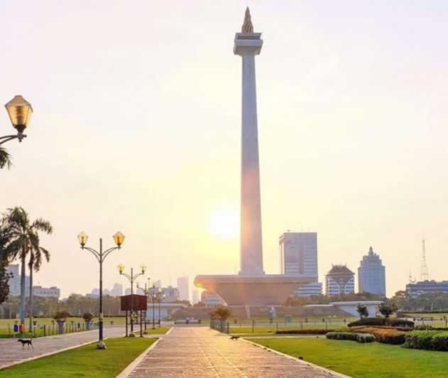 Jakarta Tour : Holiday Package City Tour 3 Day 2 Night