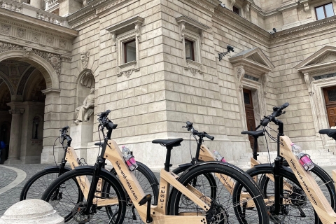 Budapeszt: Wygodna 3,5-godzinna wycieczka e-rowerem z przewodnikiemWycieczka po niemiecku