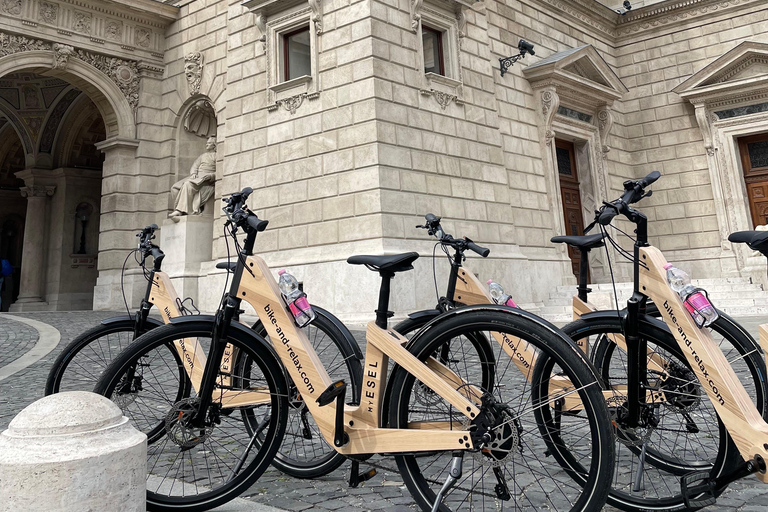 Budapest: Tour guidato in bicicletta elettrica nel centro di BudapestE-Bike Tour in tedesco