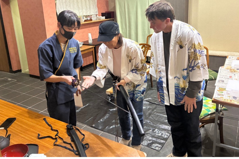 Kyoto Night Cultural Experience: Tea Ceremony & Mochi Making Kyoto : mochi pounding Experience& tea ceremony & Real Sword