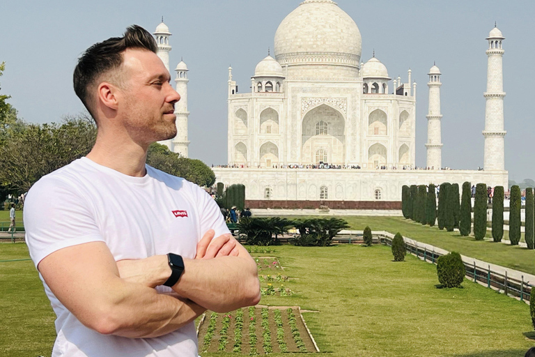 From Delhi: Taj Mahal & Agra Private Tour with 5* Meal Only Private Tour Guide ( No Tickets and Transport )