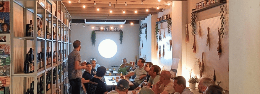 Tournée de bières artisanales et de tapas à Ruzafa - Valence