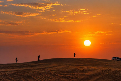 From Doha: Singing Dunes and Khor Al Adaid Desert Tour From Doha: Singing Dunes and Khor Al Adaid Desert Tour