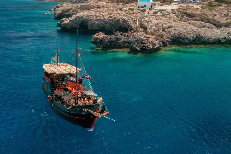 Desde Protaras: Laguna Azul y Crucero Pirata por la Bahía de las Tortugas