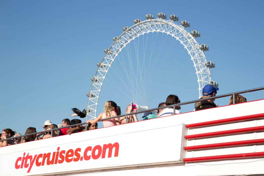 London: Tootbus Must-See Hop-On/Hop-Off-Bus-Tour mit Kreuzfahrt. Foto: GetYourGuide