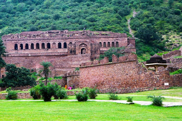 From Jaipur: Private Full Day Alwar City Tour By Car