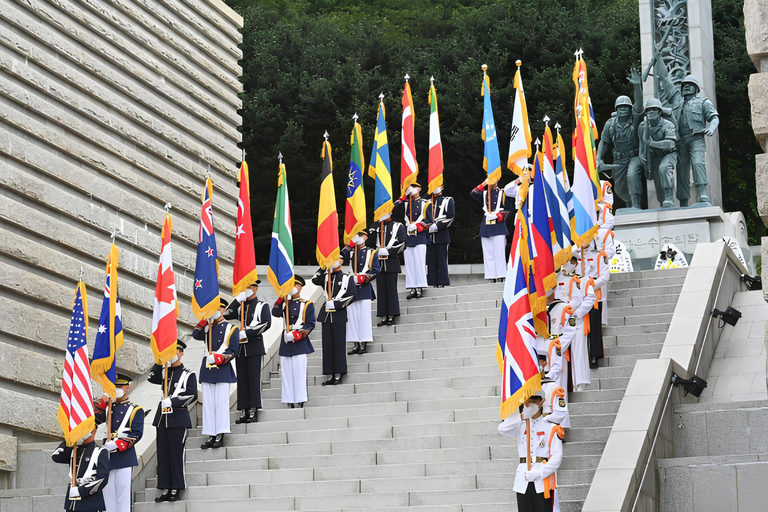 Seoul: Incheon Landing Operation & UN Forces Expert-Led Tour Incheon Landing Operation & UN Forces History (Private Tour)