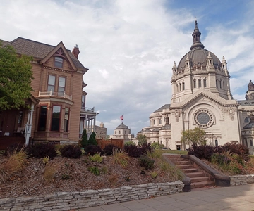 St. Paul - Summit Avenue Haunted History Ghost Walking Tour