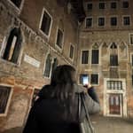 Venezia: tour al tramonto tra fantasmi, crimini e leggende con spritz