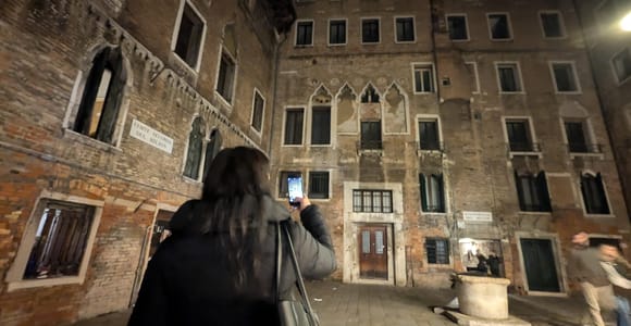 Venice: Ghosts, Crimes & Legends Sunset Tour with Spritz