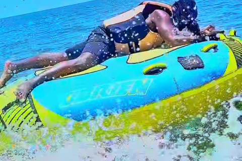 Entebbe: Guided Walking Tour with Lake Victoria Water Sports