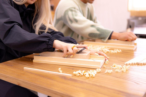 Osaka: Chopstick-Making Workshop with Local Instructor