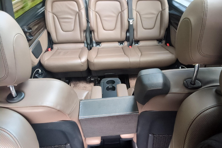 Paris: Private Tour by Chauffer-Driven Car 12 hours