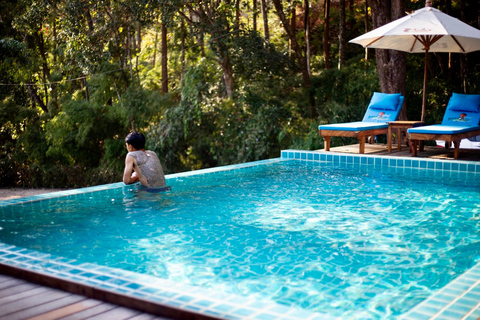 مغامرة شيانغ ماي ليوم كامل: المشي لمسافات طويلة، والتزحلق على الأنابيب، ومشاهدة الفيلةالرحلات، وا