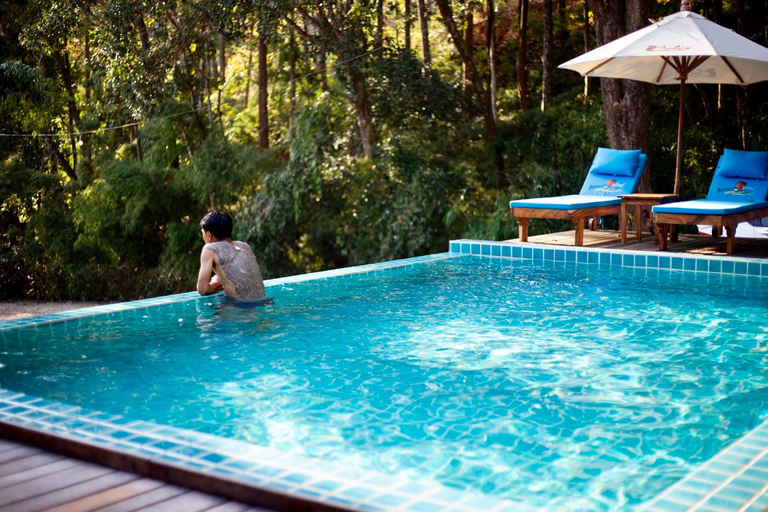 مغامرة شيانغ ماي ليوم كامل: المشي لمسافات طويلة، والتزحلق على الأنابيب، ومشاهدة الفيلةالرحلات، وا