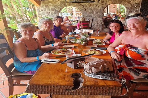 St. Kitts: Palm Court Pool with Jacuzzi Access