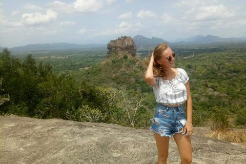 Sigiriya: Kruidentuin, Sigiriya Rots en Dambulla Tour