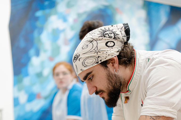 Naples: Neapolitan Pizza and Tiramisu Cooking Class