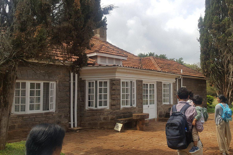 Nairobi: Karen Blixen Museum Guided Tour with Pickup