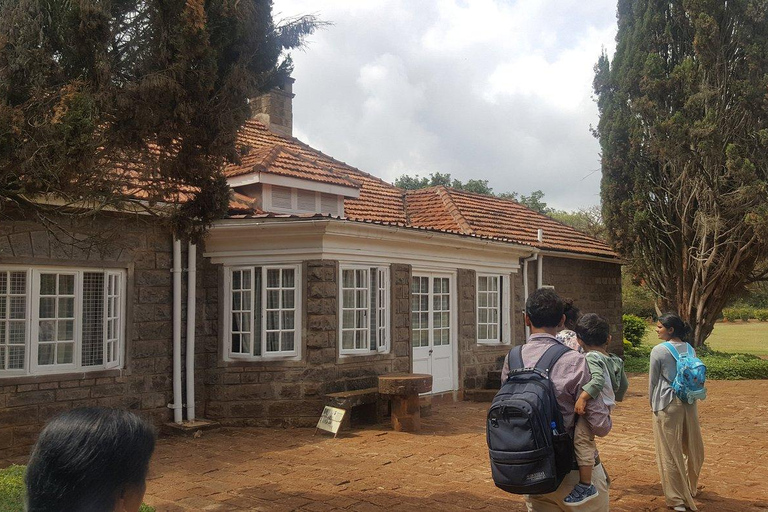 Nairobi: Karen Blixen Museum Guided Tour with Pickup