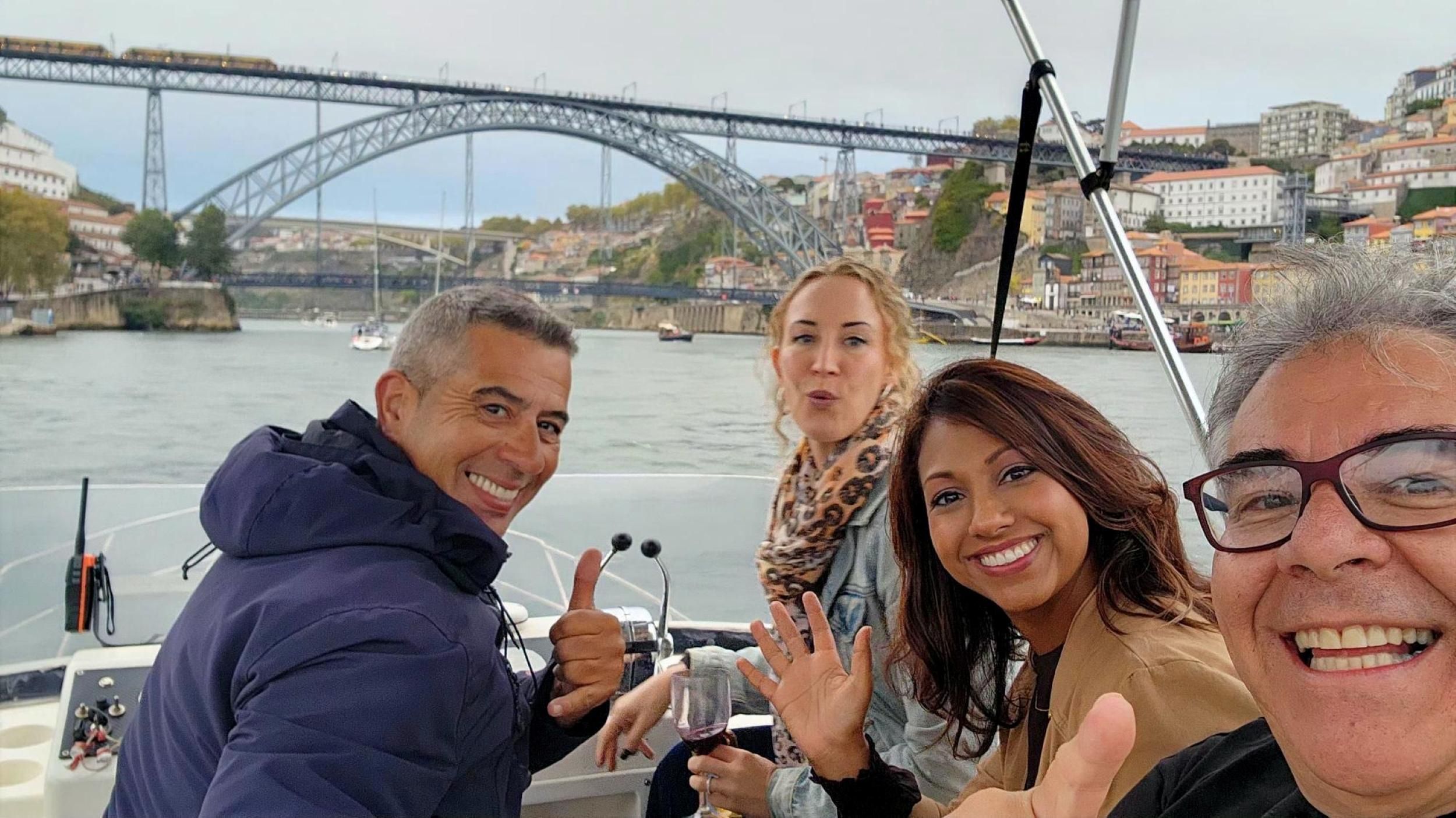 Porto: Bootsfahrt zu den 7 Brücken, mit Option für Sonnenuntergang – kleine Gruppen