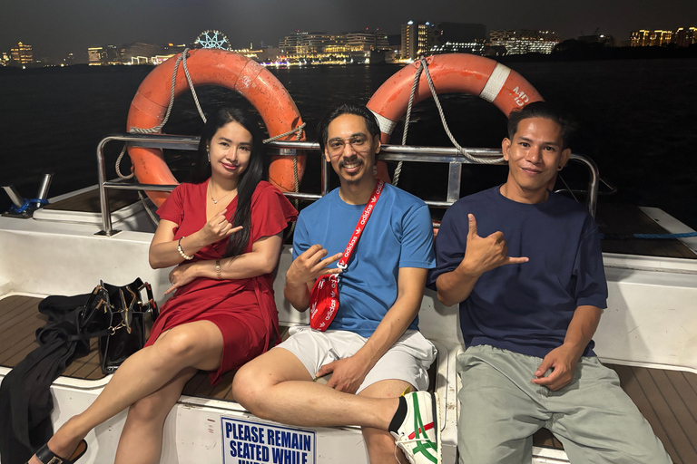 Manila night cruise, night life, foodie tour and 3d theather Solo traveller