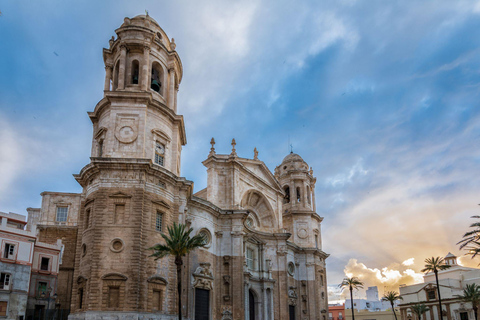TAPECA | Cádiz by Land and Sea: Morning Walking Tour and Afternoon Catamaran Ride TAPECA | Cádiz by Land and Sea: Morning Walk and Afternoon Catamaran Tour