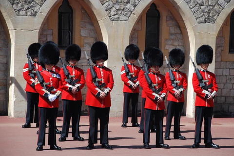 Windsor Castle Private Tour with Driver From London