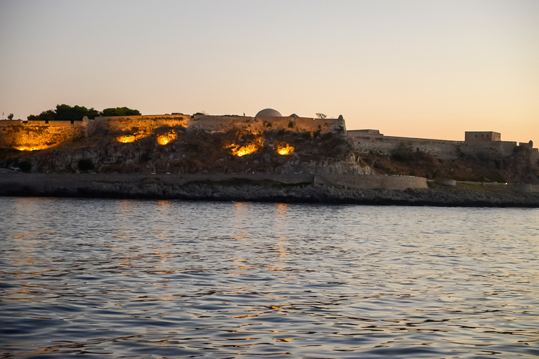 Réthymnon: croisière au coucher du soleil sur un bateau pirate en bois