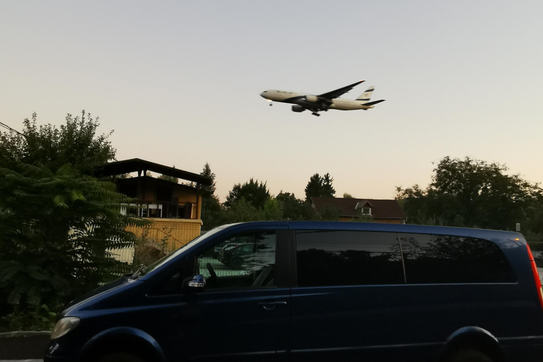 Bucareste: Translado privado do aeroporto de Otopeni