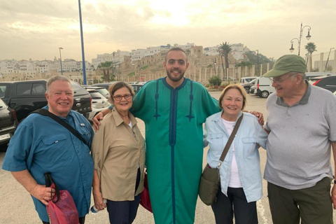 Excursión Privada a Tánger Recogida en el Barco de Crucero Todo IncluidoExcursión Privada de Día Completo por Tánger con Recogida en el Barco de Crucero