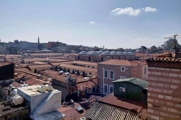 Der Große Basar von Istanbul: Von den Dächern zu den geheimen Passagen