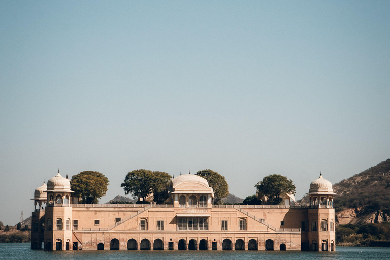 Jaipur: Private Evening Tour & Monkey Temple Sunset by Car Jaipur: Evening Tour & Monkey Temple Sunset by Tuk Tuk