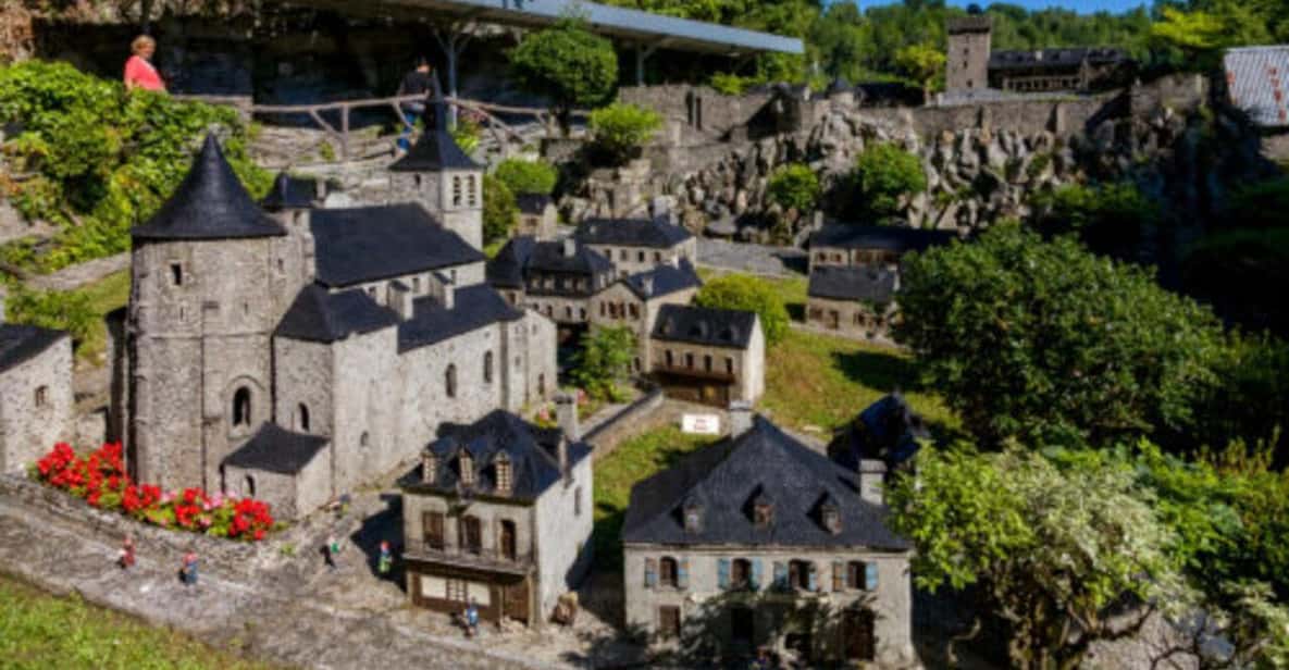 Afbeelding 3 van Lourdes: Attractie Pass met 2 Musea en het Treintje