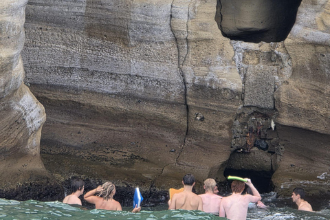 Naples: Posillipo Coast Snorkeling Cruise with Food & Drinks