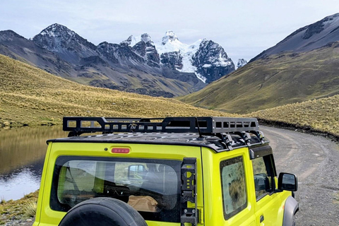 Private 4x4 Expedition: Landscapes of the Cordillera Real from La Paz