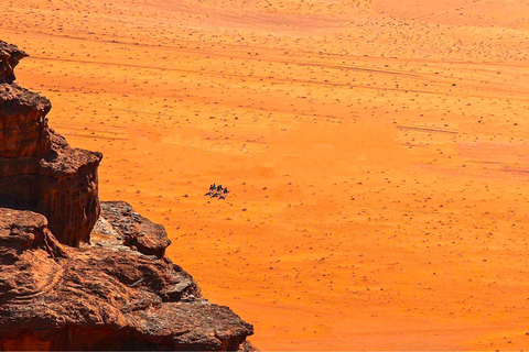 Najlepsze miejsca wokół Wadi Rum podczas 2-godzinnej wycieczki jeepemZ Wadi Rum: 2-godzinna wycieczka jeepem z lokalnym przewodnikiem