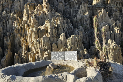 La Paz: Tour della città classico + Telefericos + Valle della Luna mezza giornata