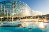 Бухарест, входной билет Therme Bucuresti с халатом - Housity