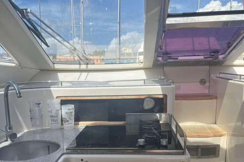 Mallorca: Half-Day or Sunset Catamaran Charter with Snacks TOTAL ECLIPSE AGOUST 12