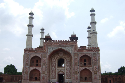 Private Agra Tour: Akbar Tomb, Agra Fort, and Baby Taj
