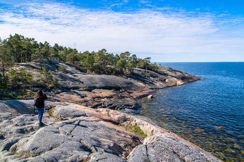 Vanuit Helsinki: Rondleiding op schiereiland Porkkalanniemi