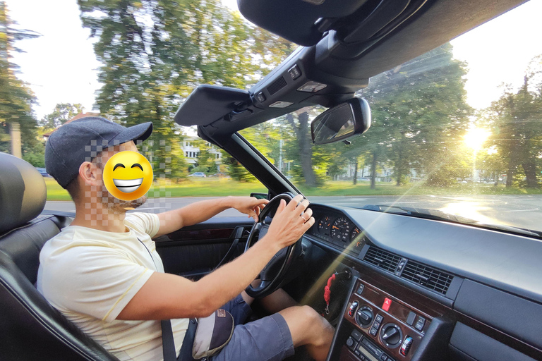 Gdańsk: City of Freedom - Local Guided Cabrio Tour Gdańsk: City of freedom - local guided cabrio scenic ride