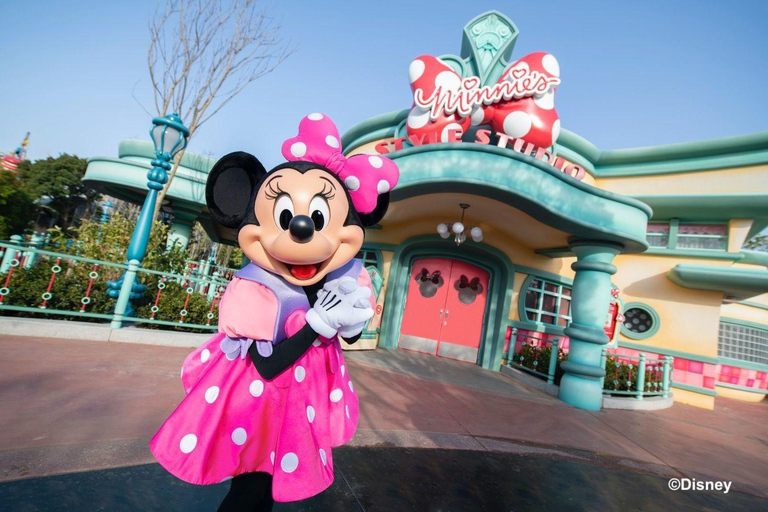 Tokyo Disney Resort: 1-Day Park Hopper Passport Start at Tokyo Disneyland – Park Hopper Ticket