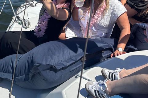 Porto: Tocht op een zeilboot gedeeld of privé (Sunset Option)Porto: Privétour op een zeilboot (ZONSONDERGANG OPTIE)