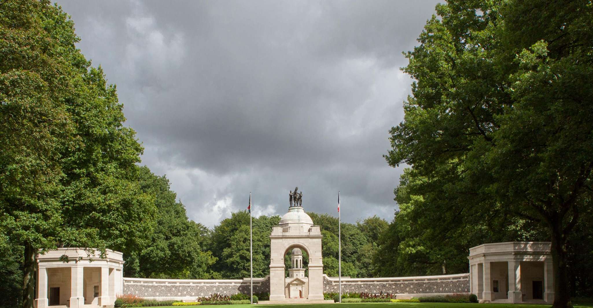 Battle of the Somme WWI Battlefield from Amiens - Housity