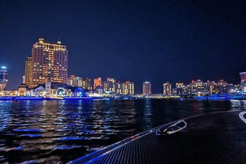 Moonlight Boat Cruise with Drinks