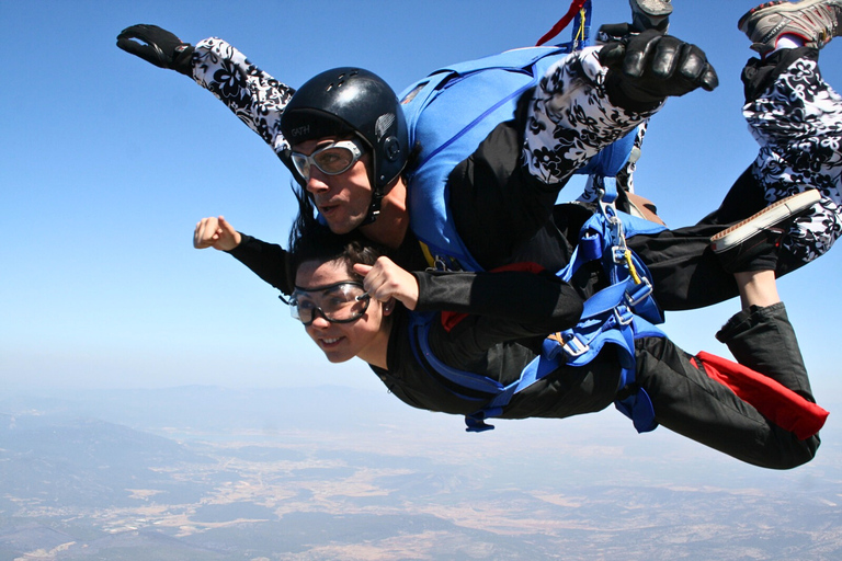 Kusadasi: VIP - Private Ephesus Tour & Extreme Skydive