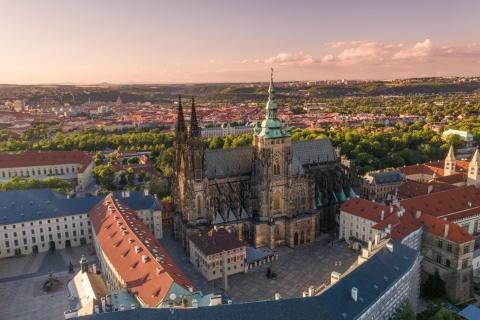 Kasteel Hradcany van Praag, rondleiding Sint-Vituskathedraal met kaartjes2 uur: Rondleiding Kasteel van Praag